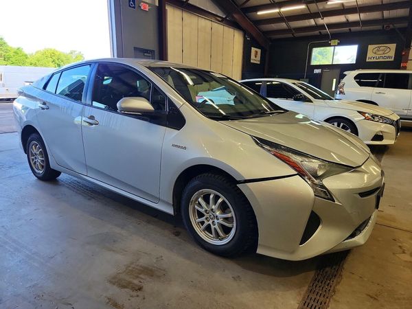2017 TOYOTA PRIUS One/Two