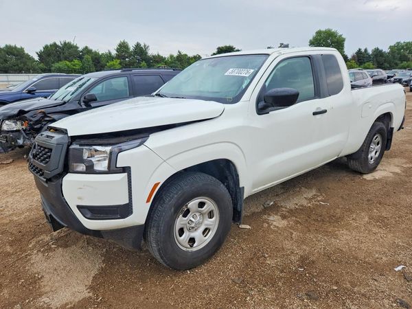 2025 NISSAN FRONTIER