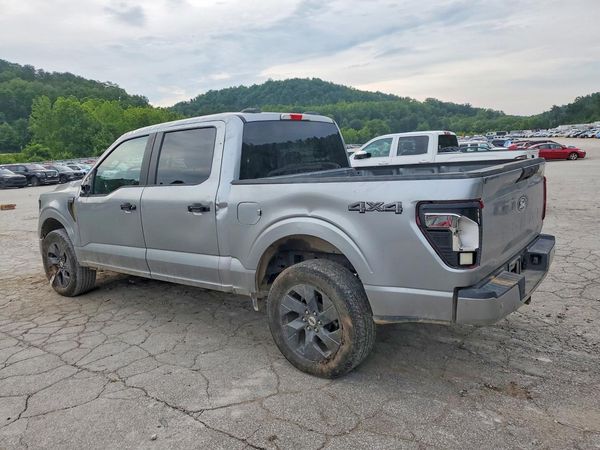 2025 FORD F150