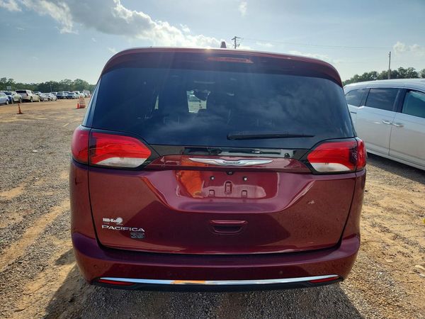 2019 CHRYSLER PACIFICA Touring L — DIRR