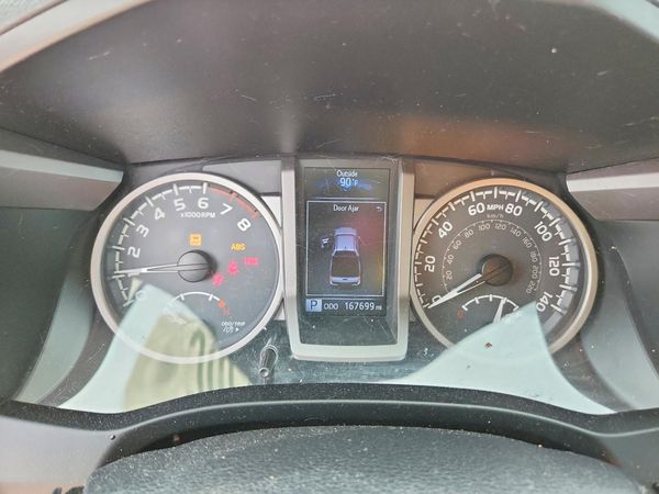 2017 TOYOTA TACOMA