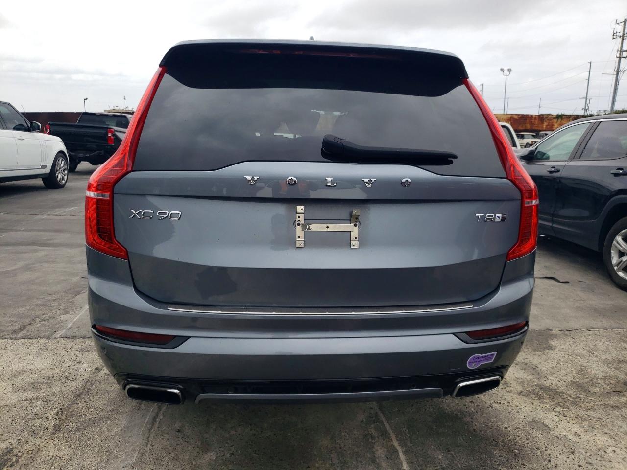 2019 VOLVO XC90 R-Design