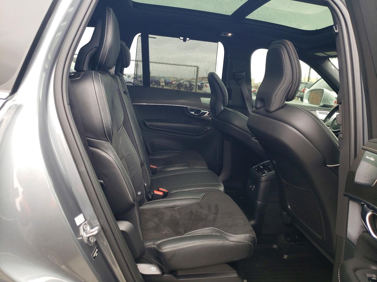 2019 VOLVO XC90 R-Design