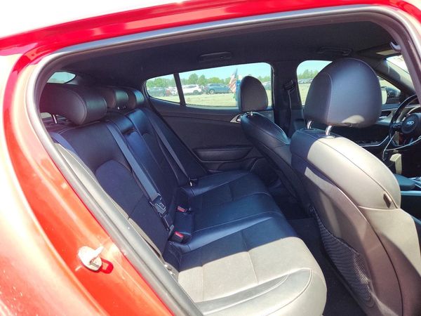 2019 KIA STINGER GT