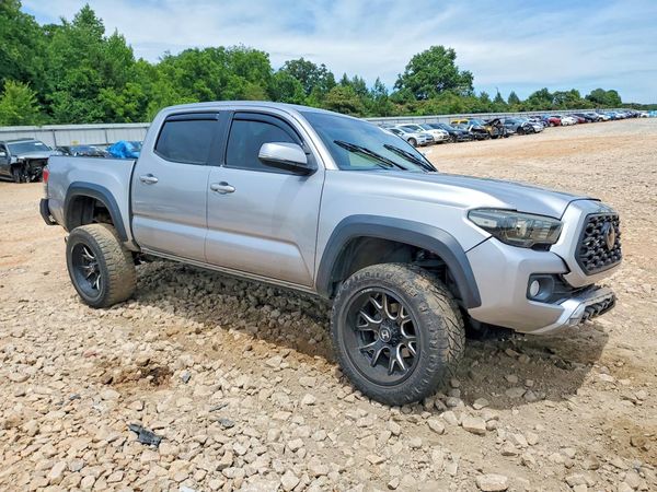 2021 TOYOTA TACOMA SR5 — Passenger 3/4