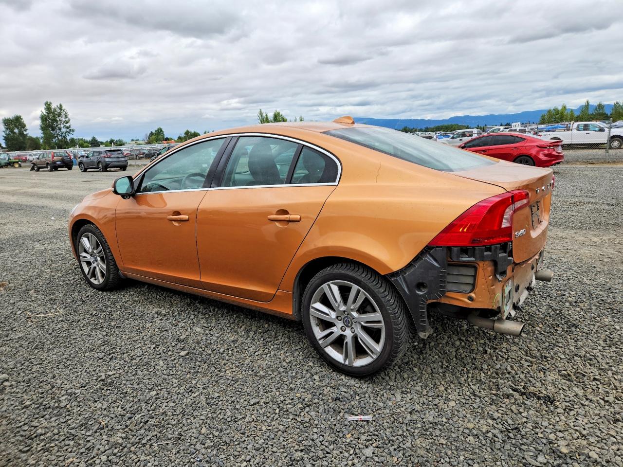 2013 VOLVO S60