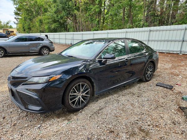 2023 TOYOTA CAMRY SE — Front 3/4