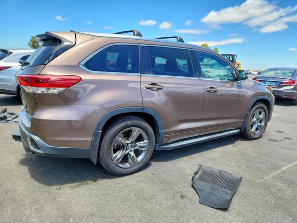 2018 TOYOTA HIGHLANDER Ltd/Ltd Platinum