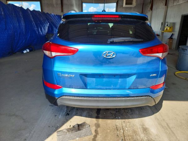 2017 HYUNDAI TUCSON