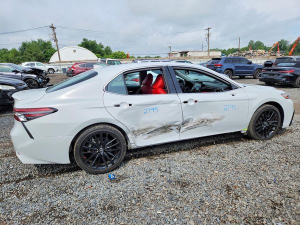 2023 TOYOTA CAMRY