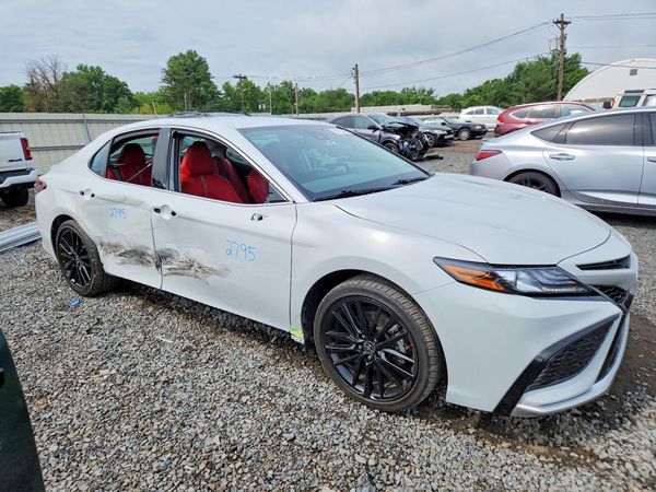 2023 TOYOTA CAMRY