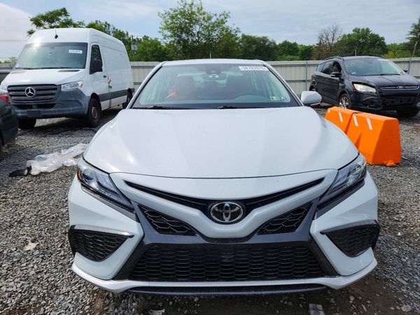 2023 TOYOTA CAMRY