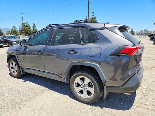 2021 TOYOTA RAV 4 XLE HV