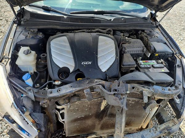 2016 KIA CADENZA Luxury