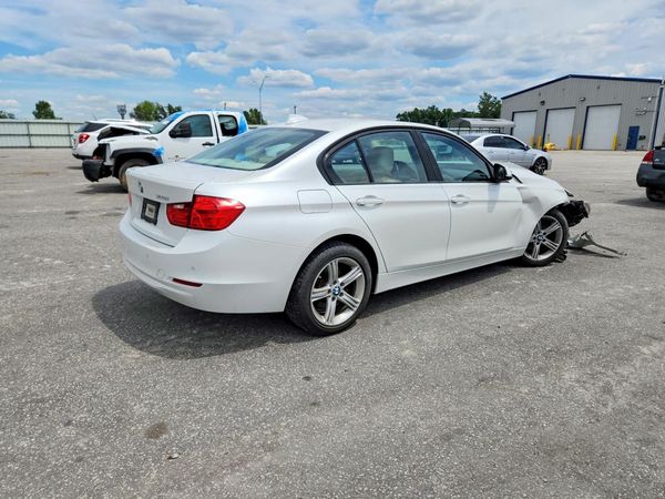 2015 BMW 328