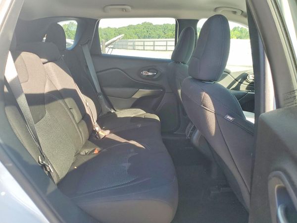 2021 JEEP CHEROKEE LATITUDE 4X4