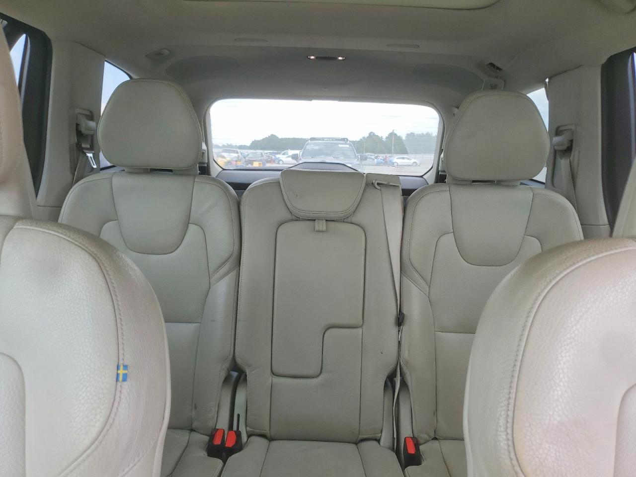 2016 VOLVO XC90 SV42 Momentum