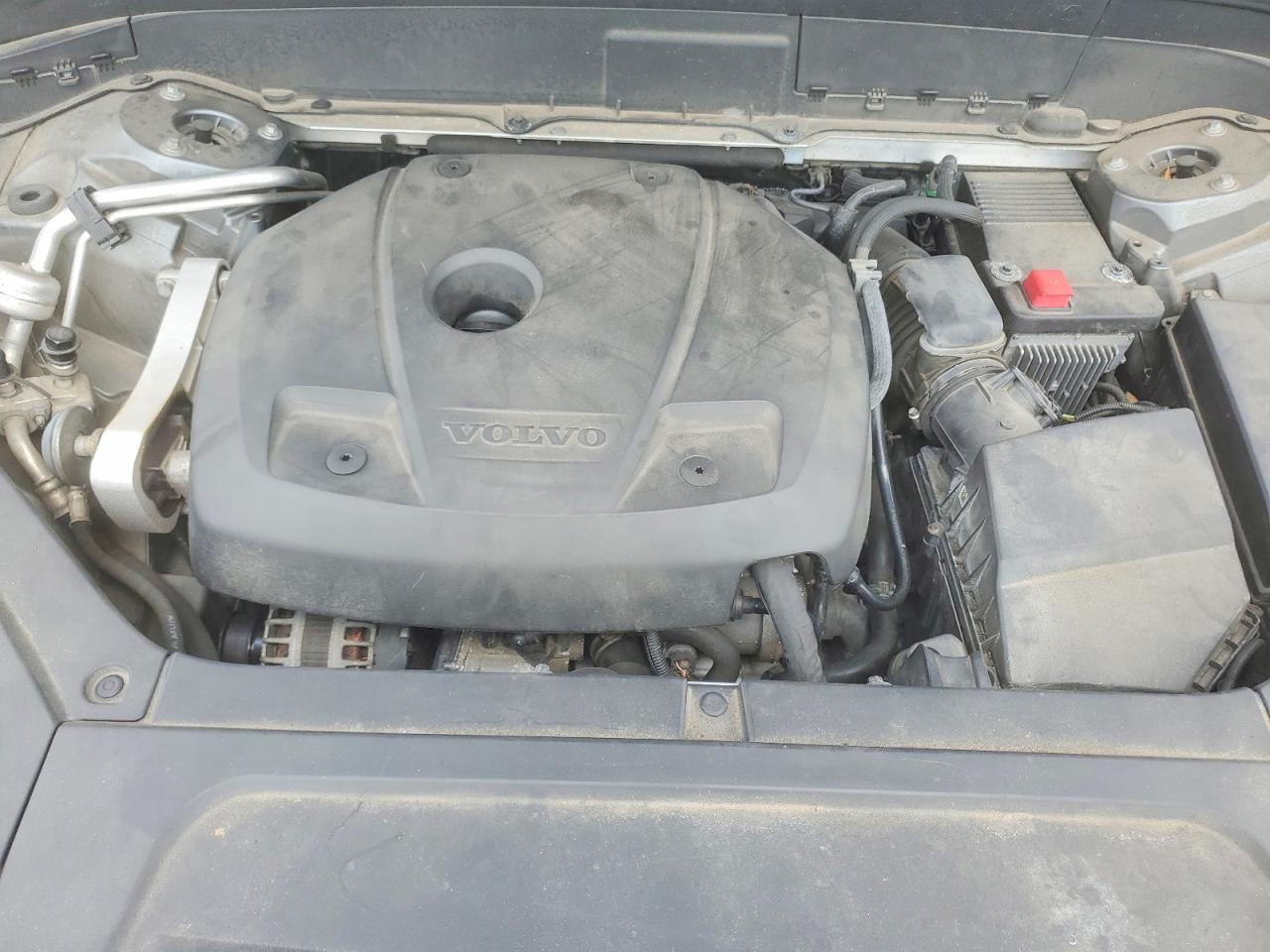 2016 VOLVO XC90 SV42 Momentum