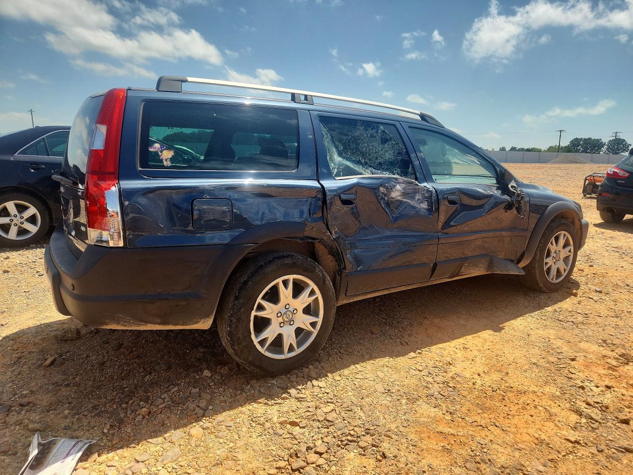 2007 VOLVO XC70
