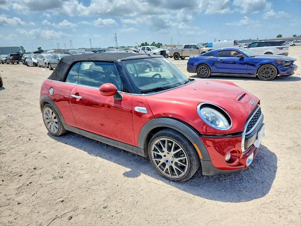 2017 MINI COOPER