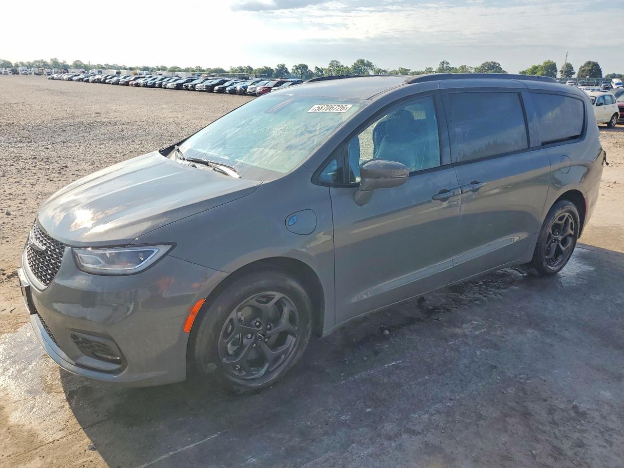 2021 CHRYSLER PACIFICA Limited