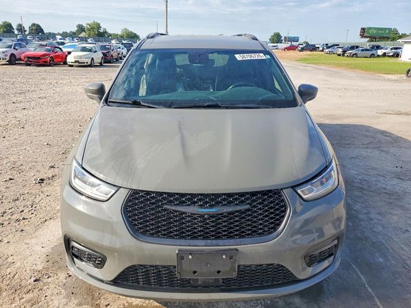 2021 CHRYSLER PACIFICA Limited