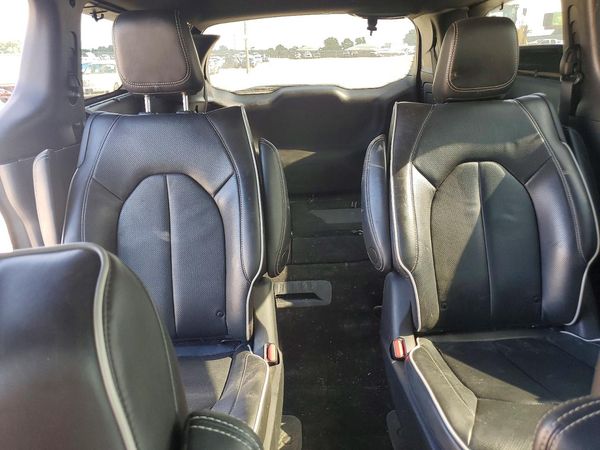 2021 CHRYSLER PACIFICA Limited