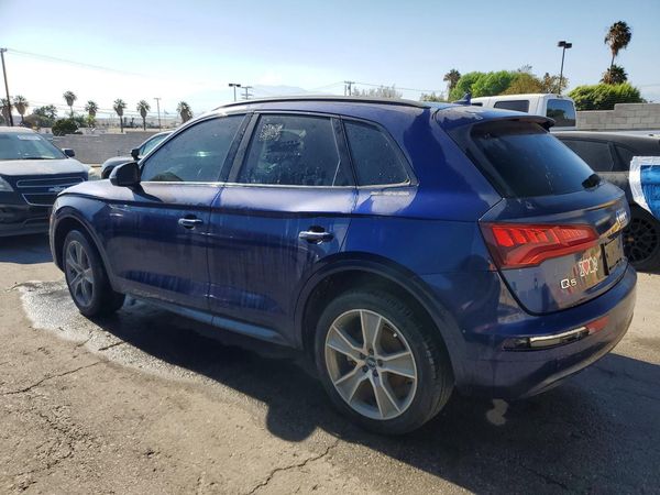 2020 AUDI Q5 quattro Premium Plus