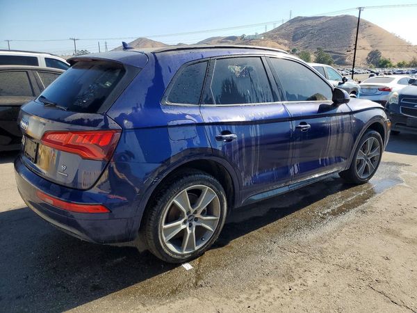 2020 AUDI Q5 quattro Premium Plus