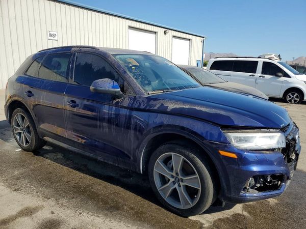 2020 AUDI Q5 quattro Premium Plus