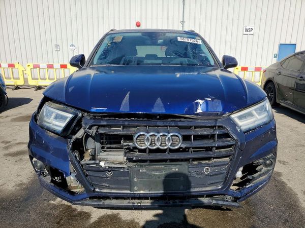 2020 AUDI Q5 quattro Premium Plus