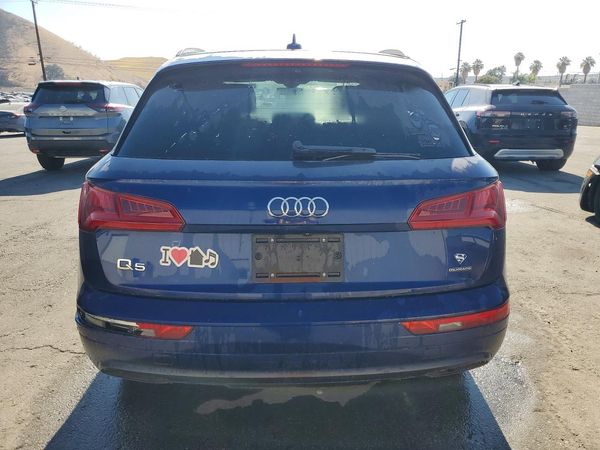 2020 AUDI Q5 quattro Premium Plus