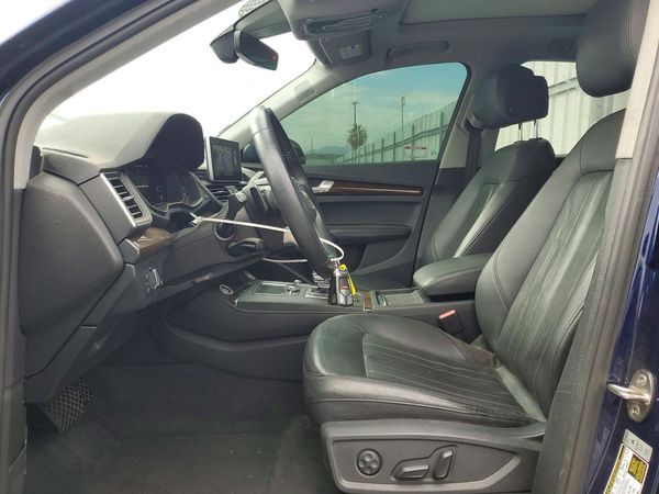 2020 AUDI Q5 quattro Premium Plus