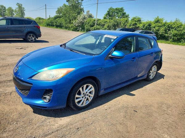 2013 MAZDA 3 Touring/GS