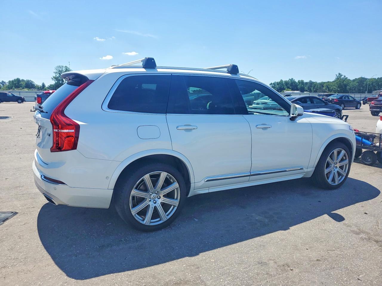 2017 VOLVO XC90 Inscription