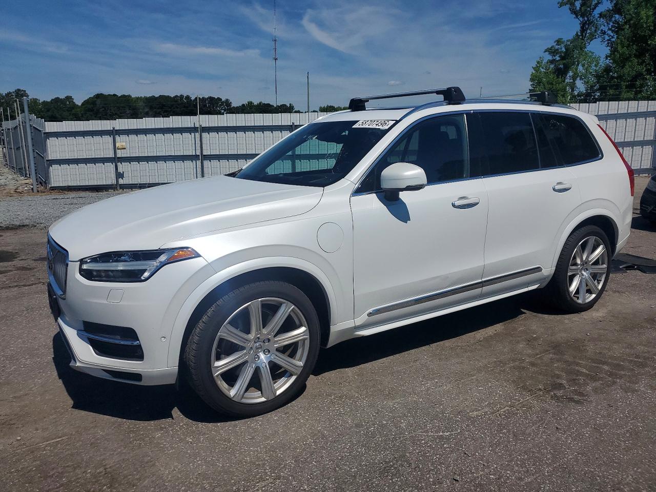 2017 VOLVO XC90 Inscription