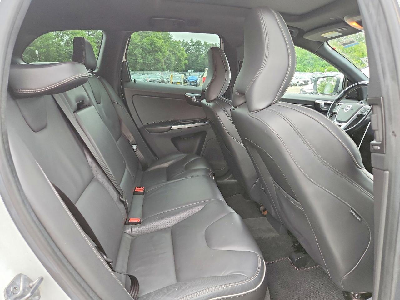 2016 VOLVO XC60