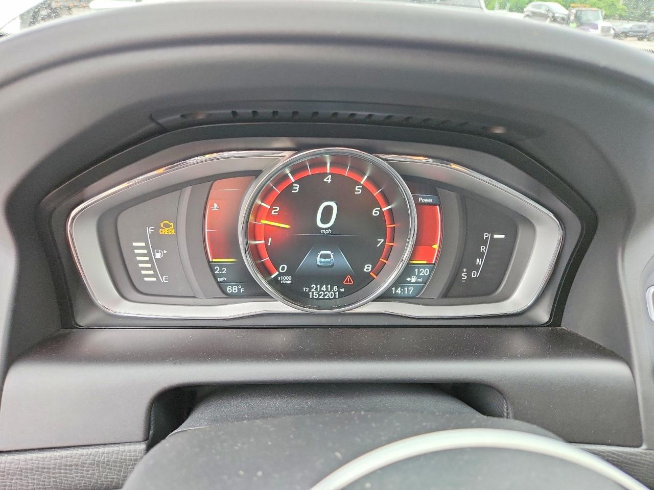 2016 VOLVO XC60
