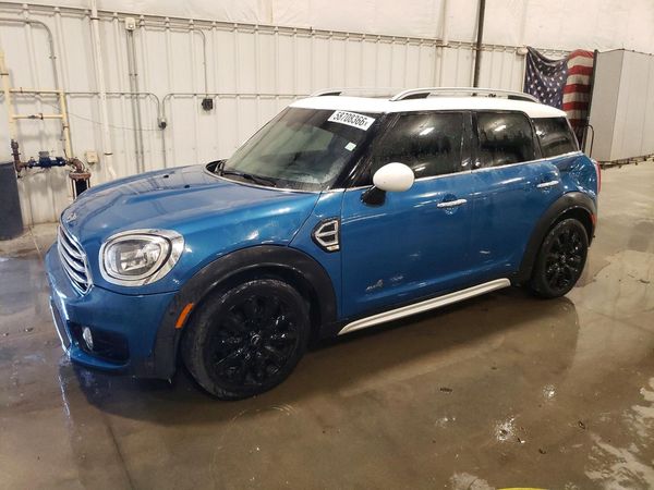2017 MINI COOPER