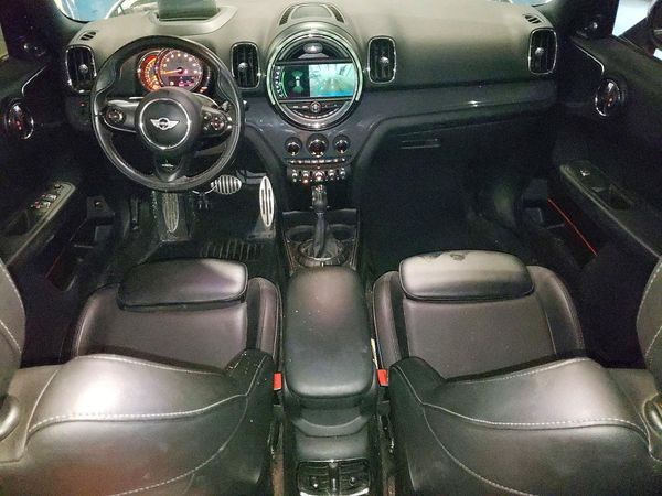 2017 MINI COOPER