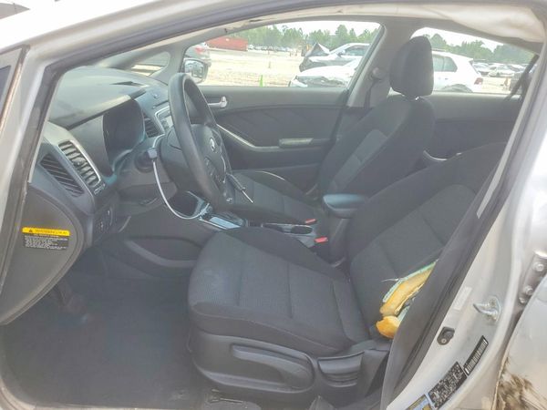 2017 KIA FORTE LX Base