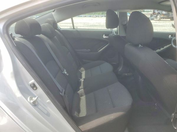 2017 KIA FORTE LX Base