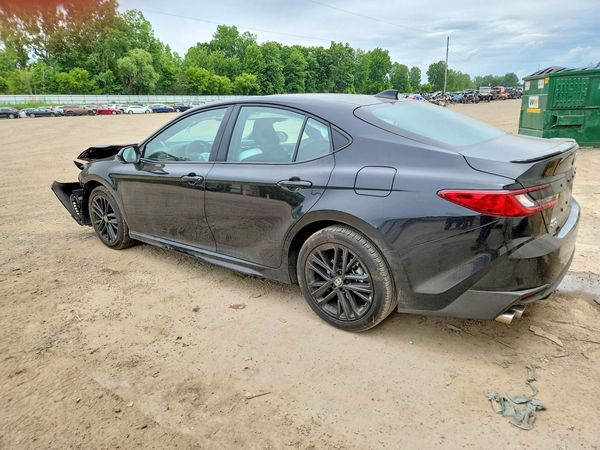 2026 TOYOTA CAMRY