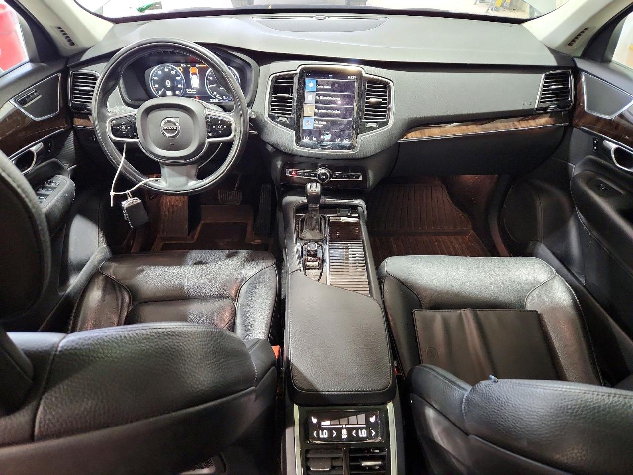 2016 VOLVO XC90 SV42 Momentum