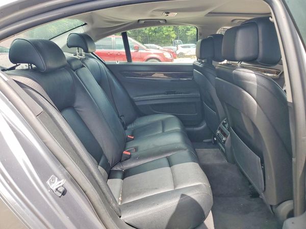 2013 BMW 740