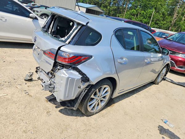 2013 LEXUS CT 200h