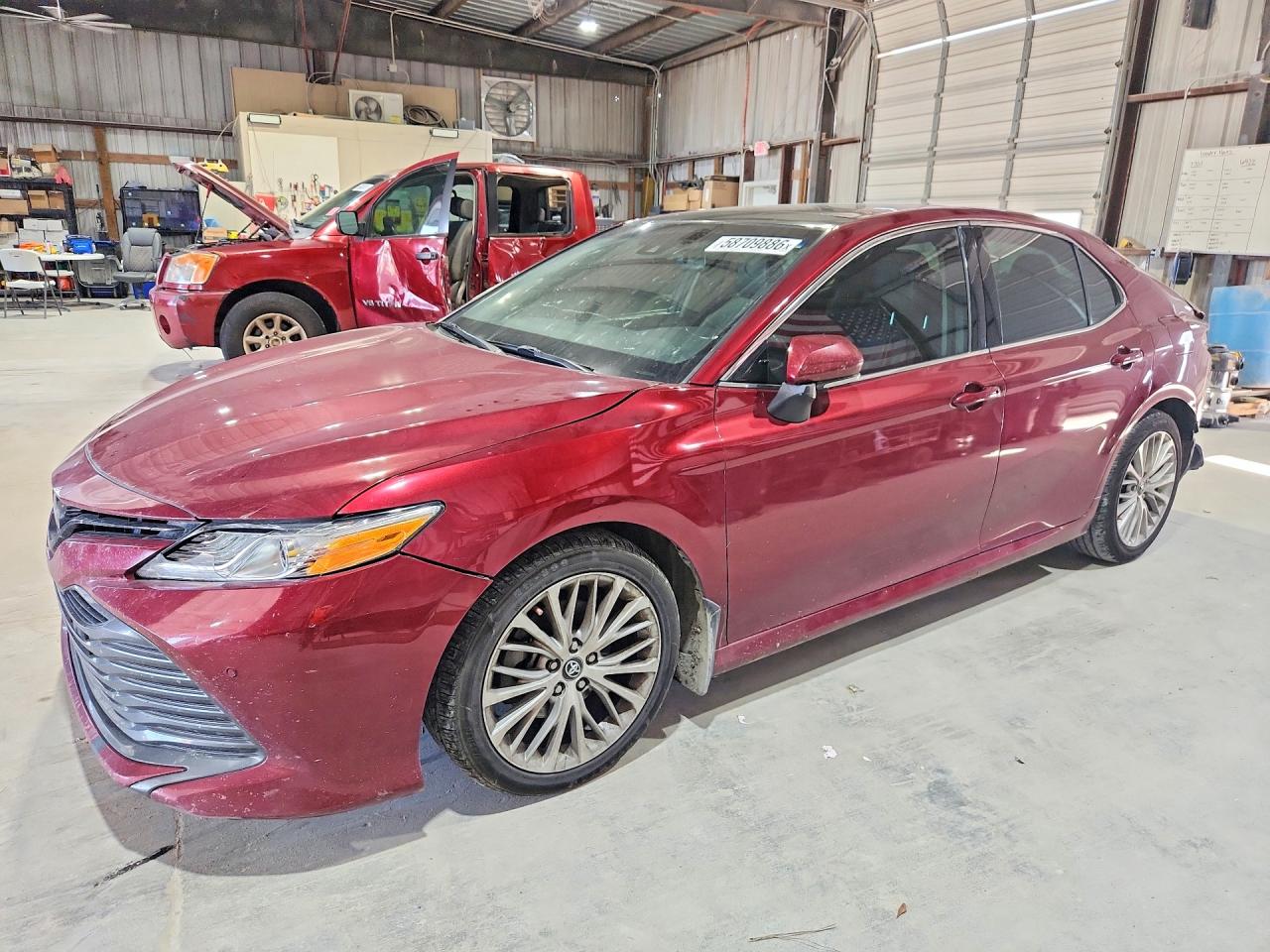 2018 TOYOTA CAMRY