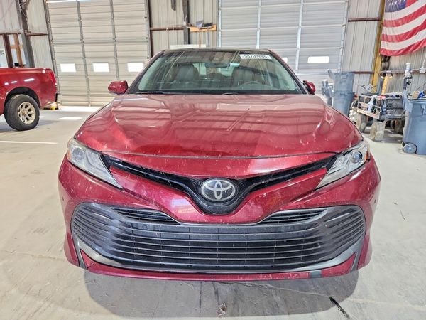 2018 TOYOTA CAMRY