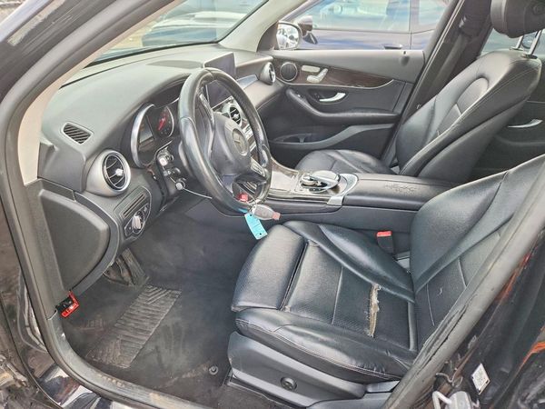 2016 MERCEDES-BENZ GLC GLC300 Base-4M