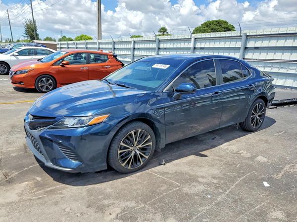 2019 TOYOTA CAMRY